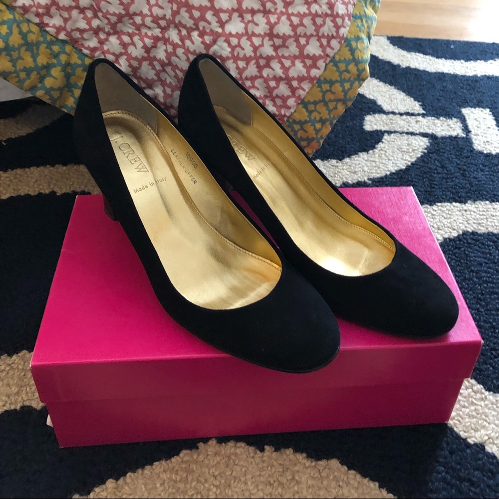 Juliet suede and patent leather tonal mid-heels